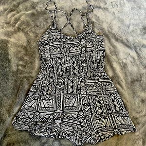 Black & white print romper
